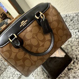 Coach Mini Bennett Satchel in Signature Canvas F32203